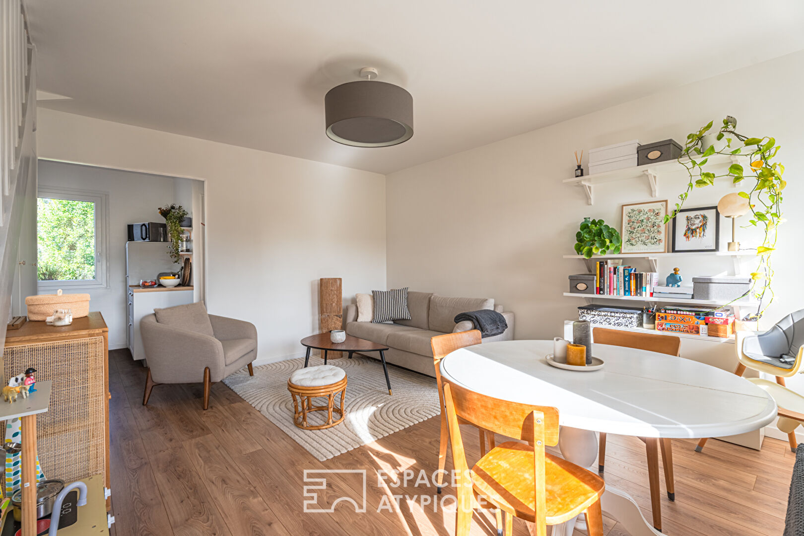 Duplex contemporain dans résidence de charme