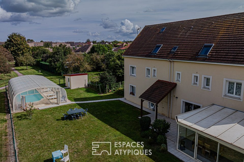 Maison récente avec piscine extérieure