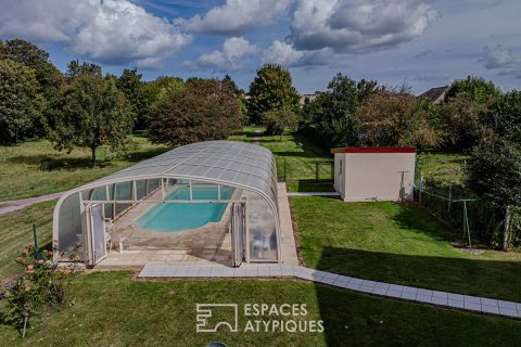 Maison récente avec piscine extérieure