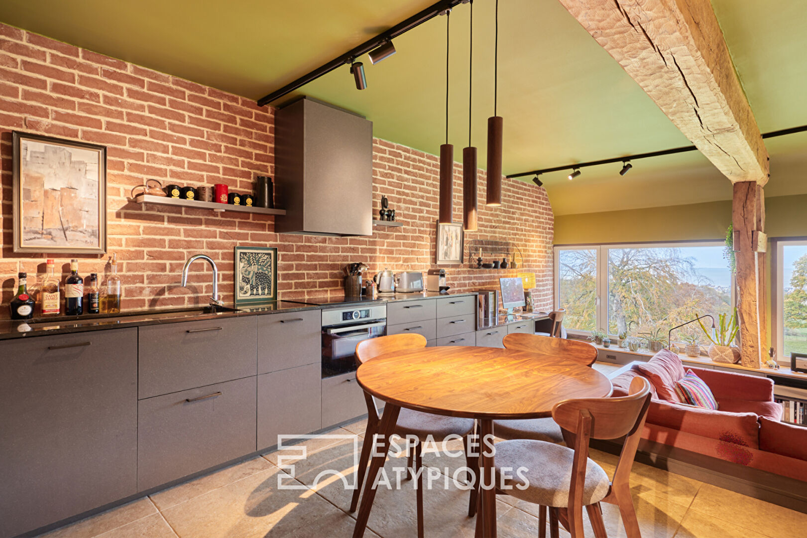 Appartement vue mer rénové par architecte