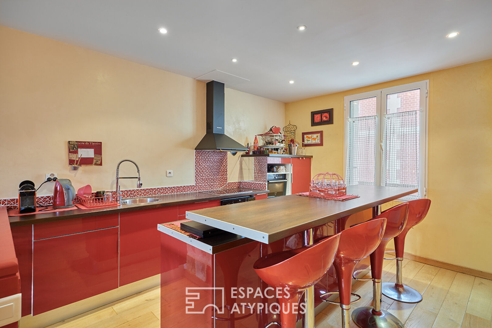 Duplex avec terrasse et parking dans résidence à deux pas de la mer