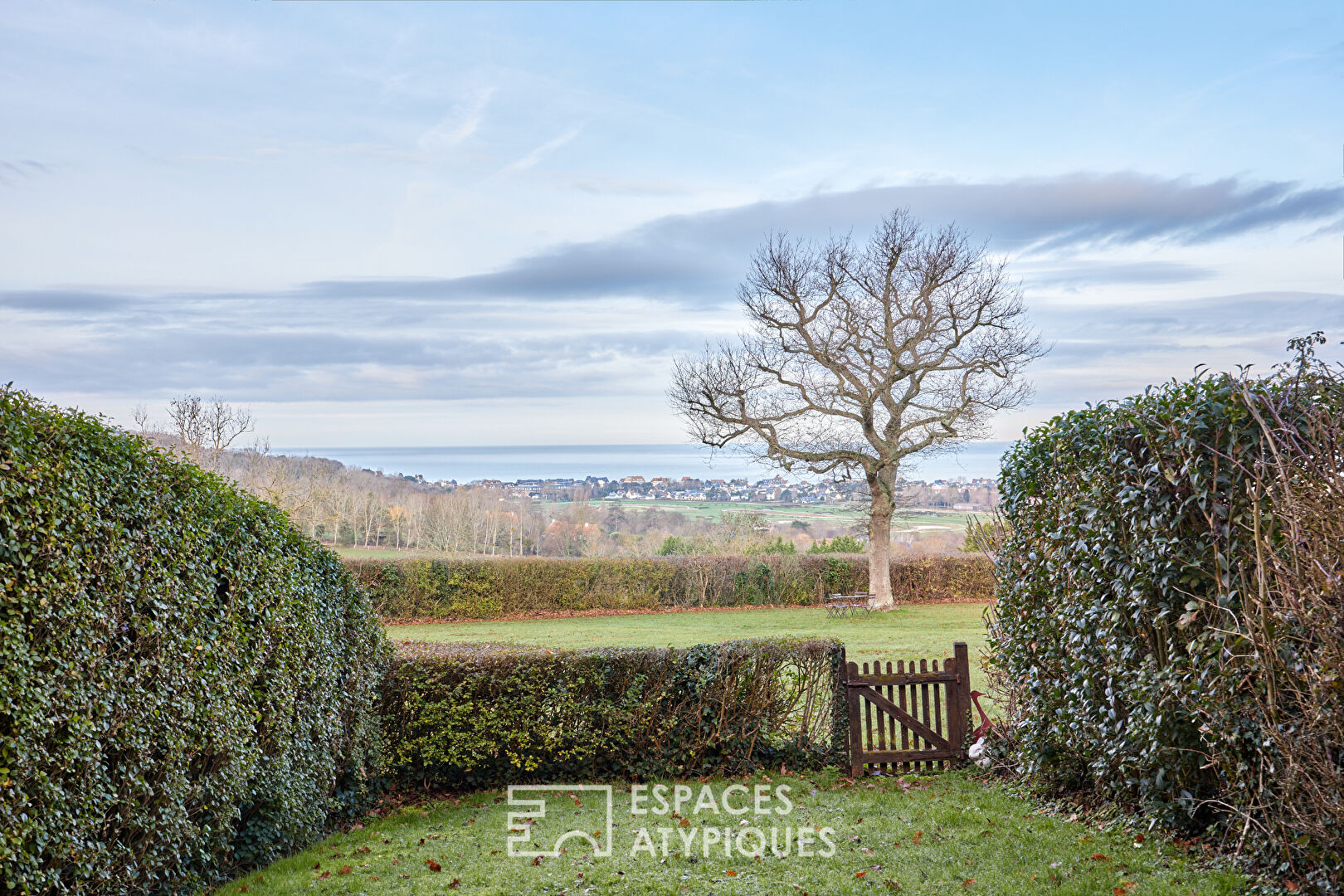 Deux pièces vue mer rénové par architecte