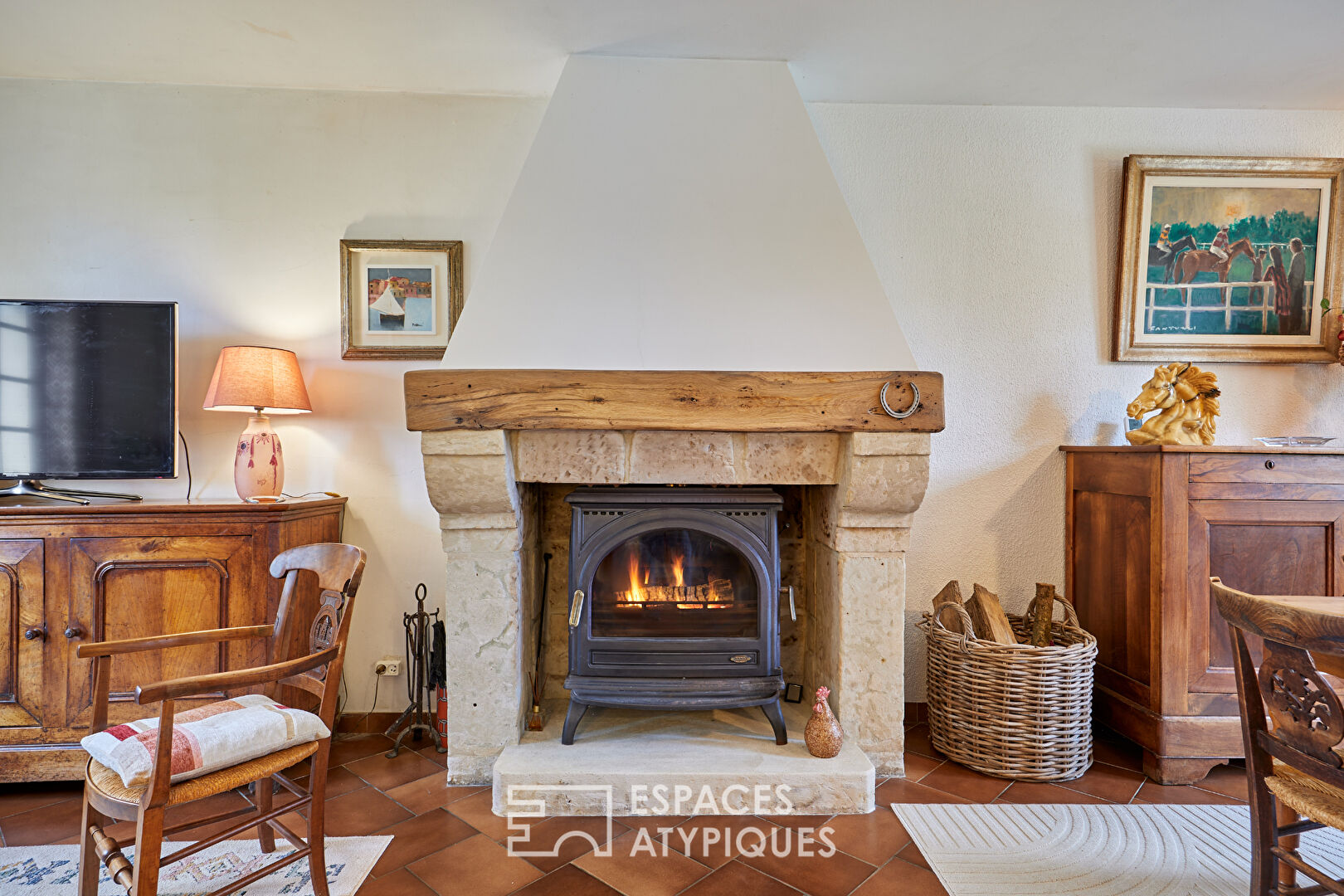 Maison de famille et volumes singuliers au sein d’une impasse