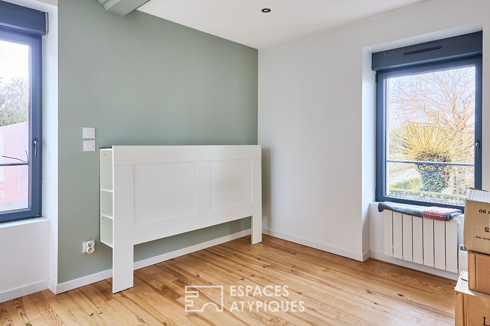 Maison en pierre rénovée avec terrasse aux portes de Caen