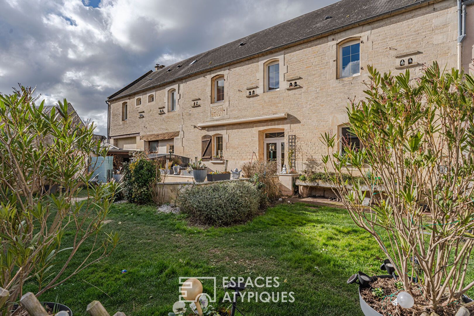 Ancienne auberge et ses chambres d'hôtes