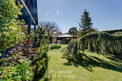 Perfectly renovated house with heated swimming pool
