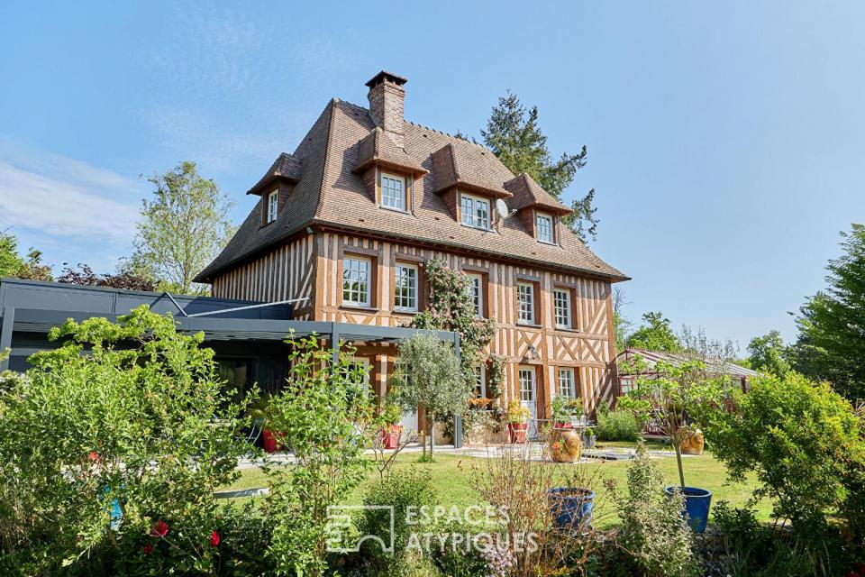 Demeure du XVIIIe avec vue panoramique sur le Pays d'Auge