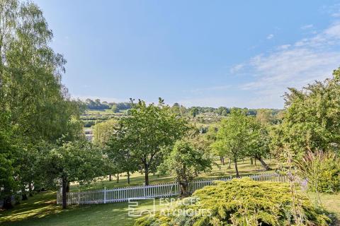 Demeure du XVIIIe avec vue panoramique sur le Pays d&rsquo;Auge