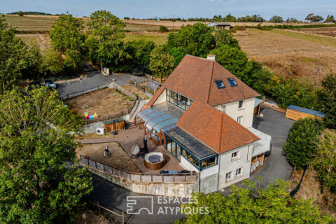 Maison familiale avec piscine et gîtes
