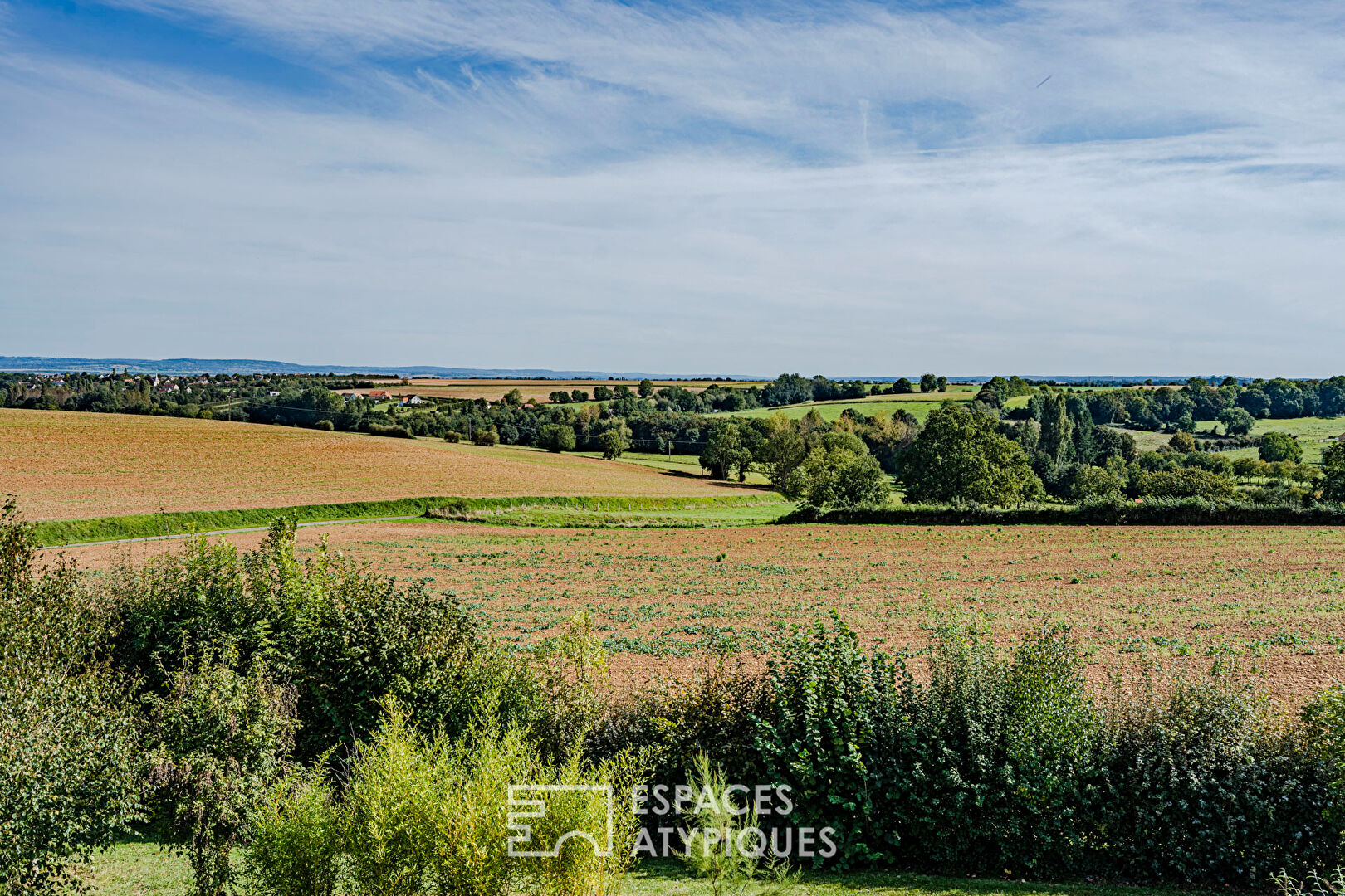 Très belle maison contemporaine avec vue dégagée