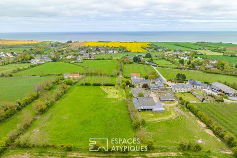 Renovated farmhouse with guest rooms close to the sea