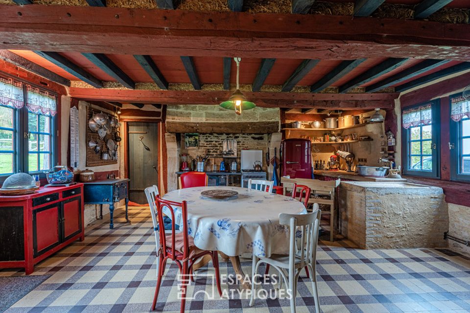 Maison normande avec herbage et boxes pour chevaux