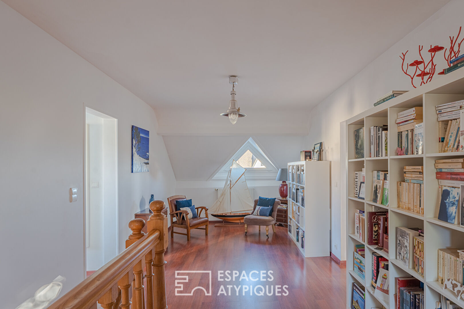 Villa de charme avec vie de plain-pied en bord de mer