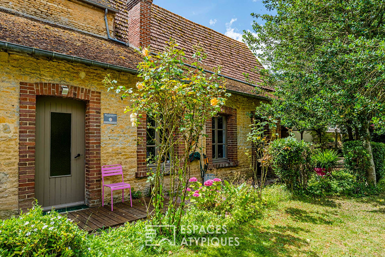 Former 18th century convent in Normandy in the heart of Pays d’Auge