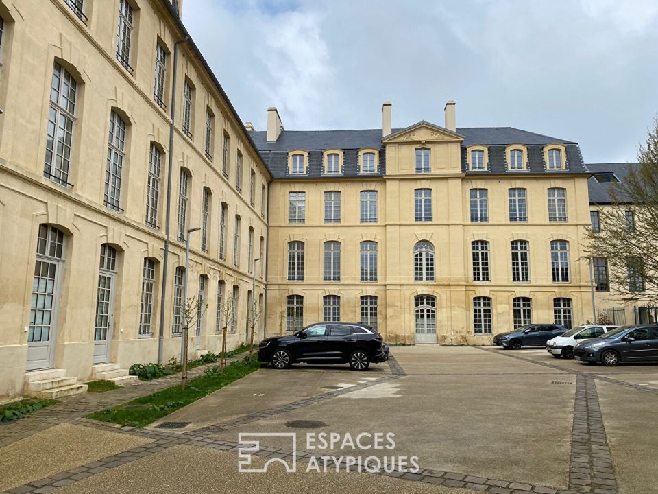 Appartement état neuf dans immeuble historique du XVII ème
