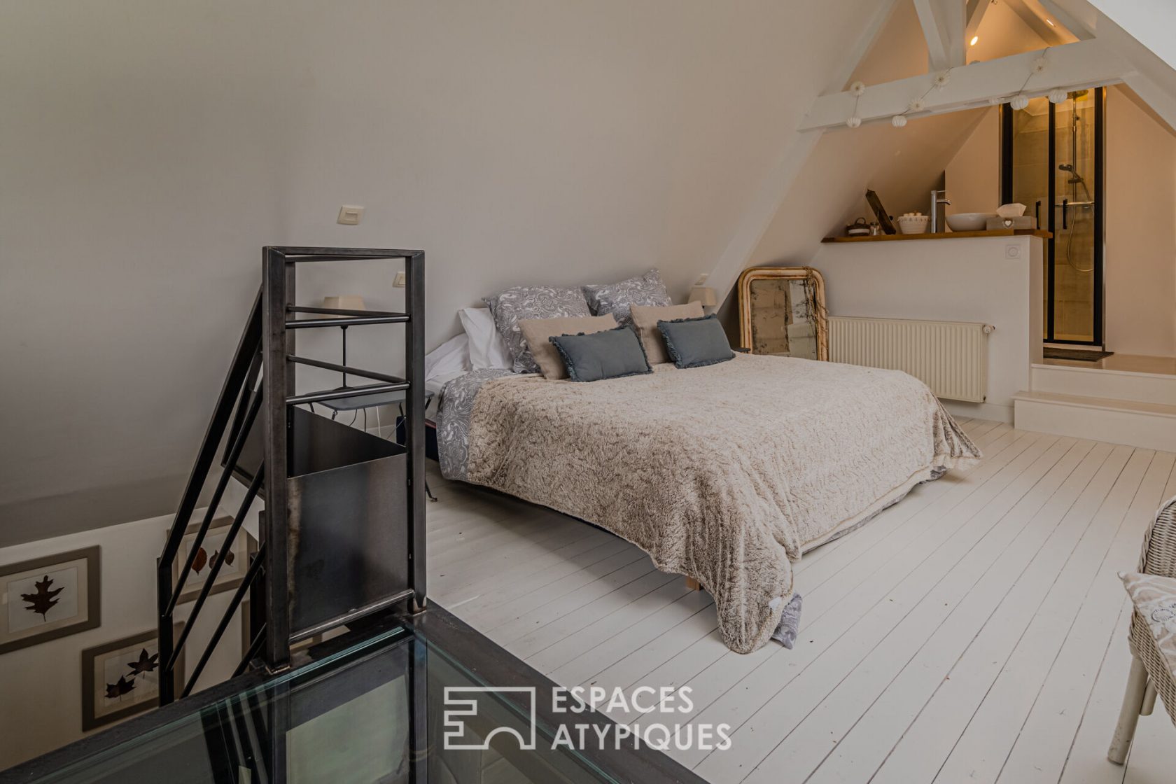 Warm house with swimming pool – close to Honfleur