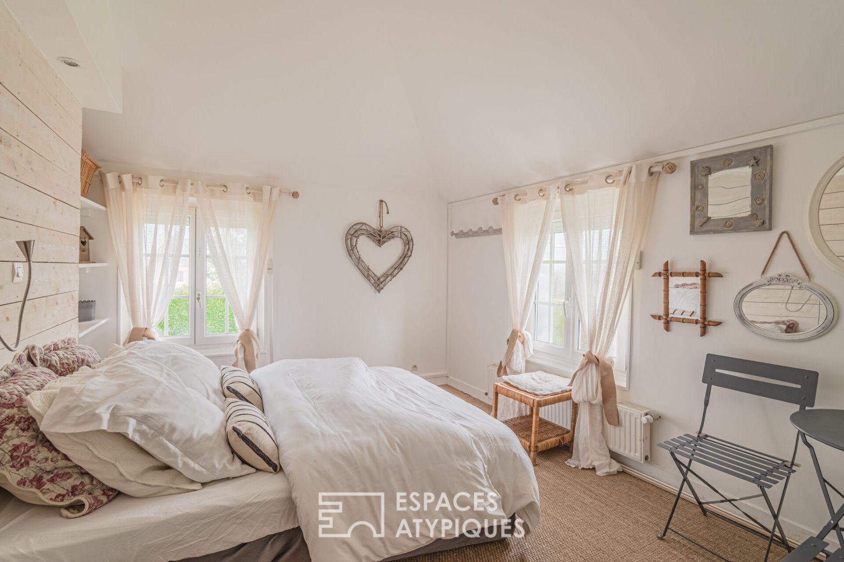 Warm house with swimming pool – close to Honfleur