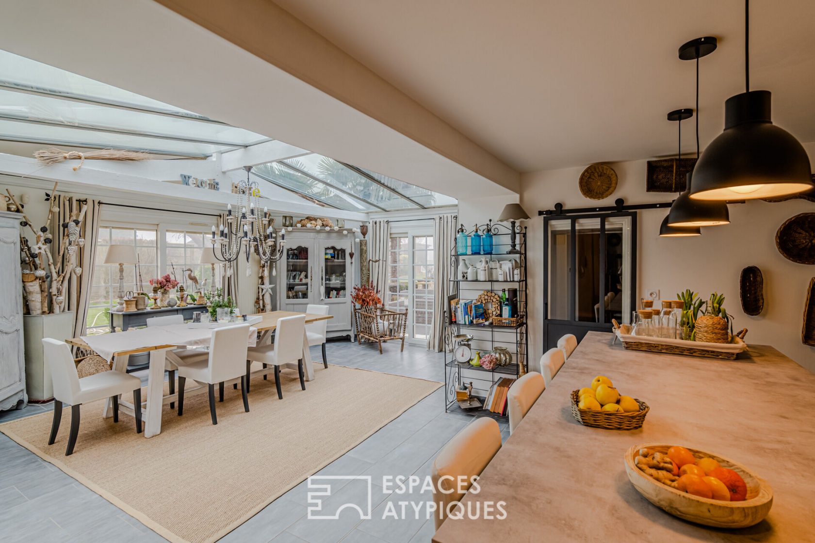Warm house with swimming pool – close to Honfleur