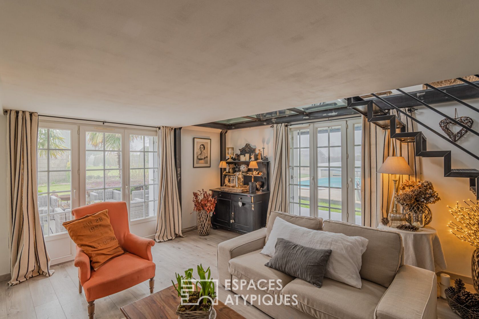 Warm house with swimming pool – close to Honfleur