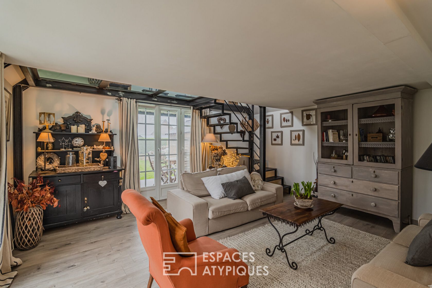 Warm house with swimming pool – close to Honfleur