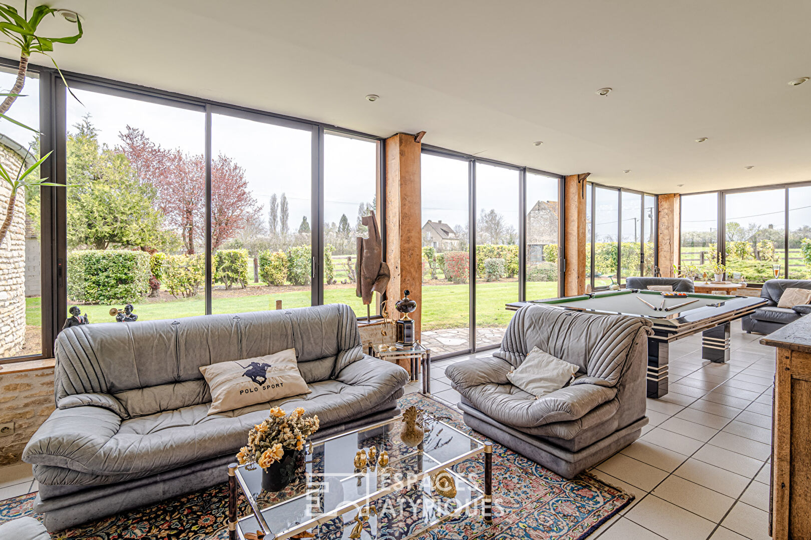 Beautiful domain of 5 hectares in the middle of the Normandy countryside