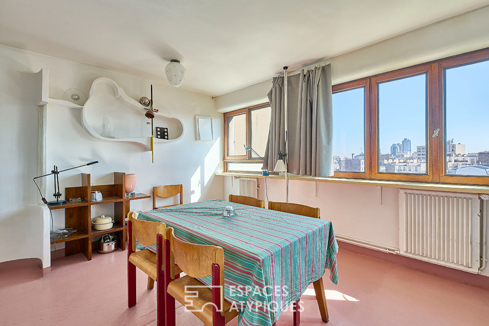 Appartement d’artiste en étage élevé sans vis-à-vis