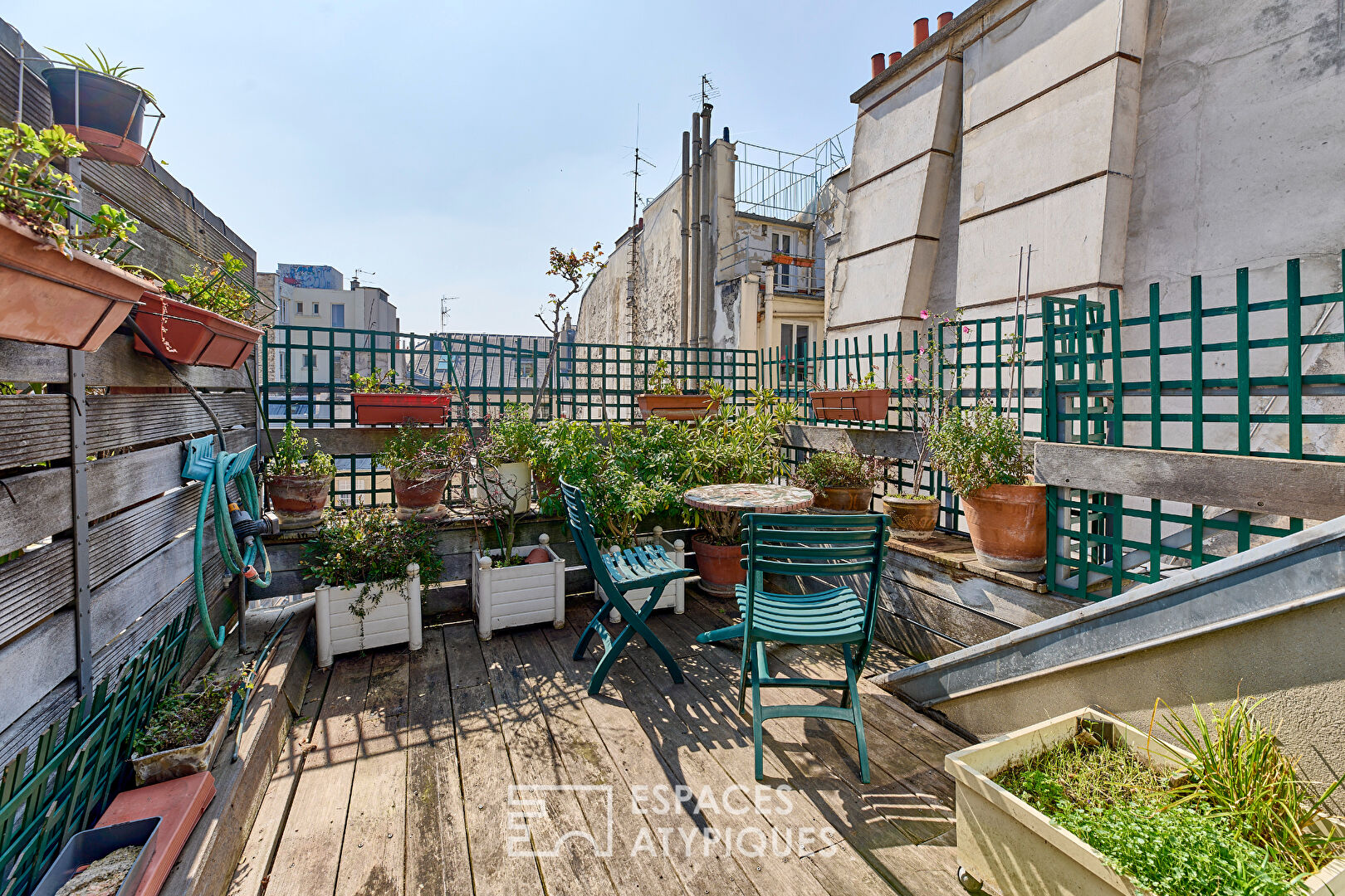 Dernier étage avec terrasse tropézienne – Marché Cadet