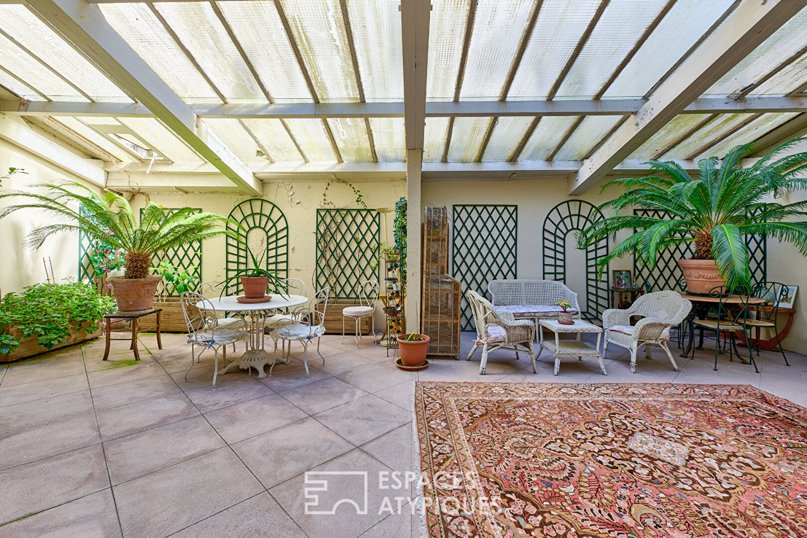 Bourgeois townhouse with garden and artist’s studio to make your own ? Epinettes district