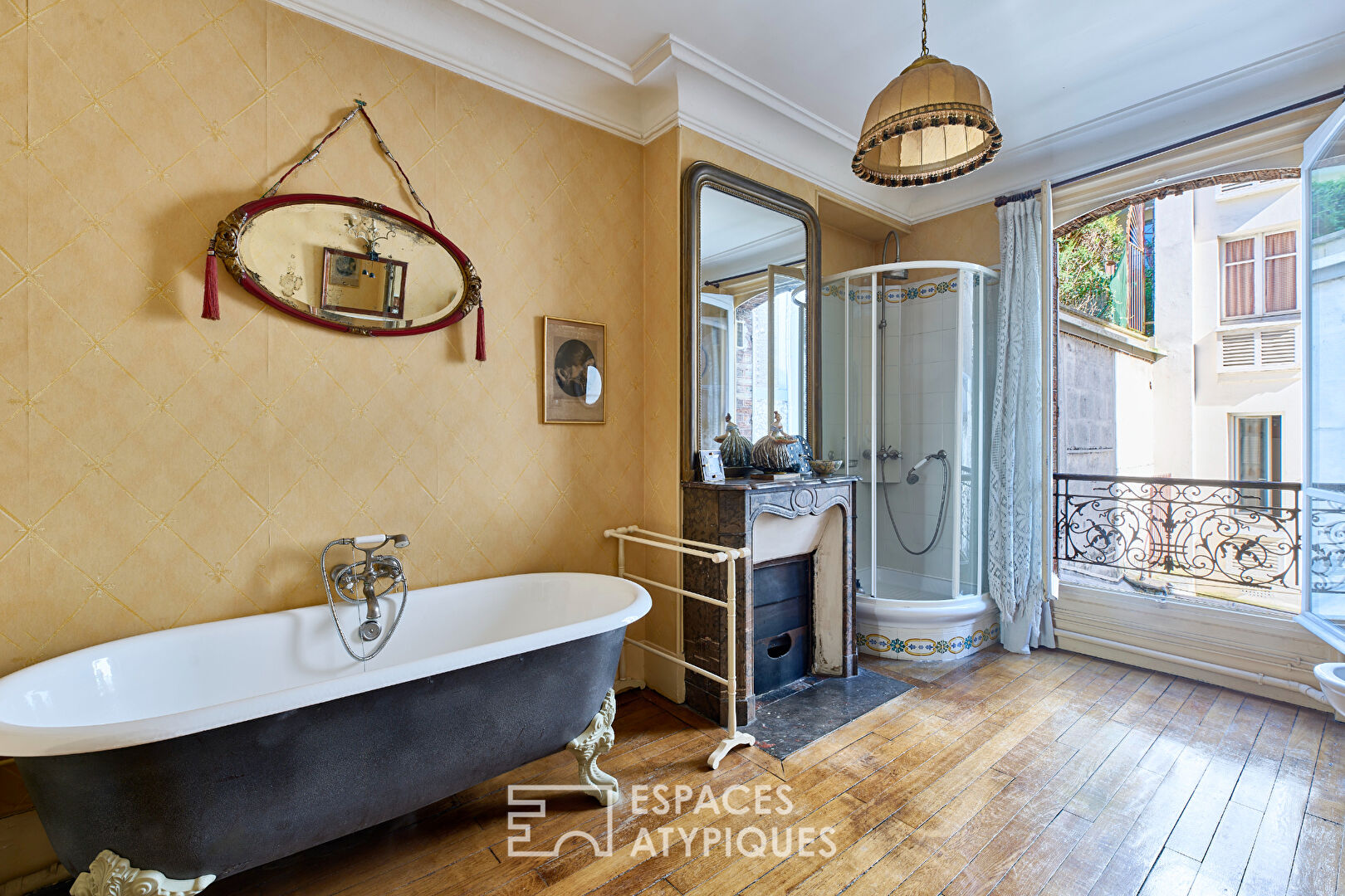 Bourgeois townhouse with garden and artist’s studio to make your own ? Epinettes district