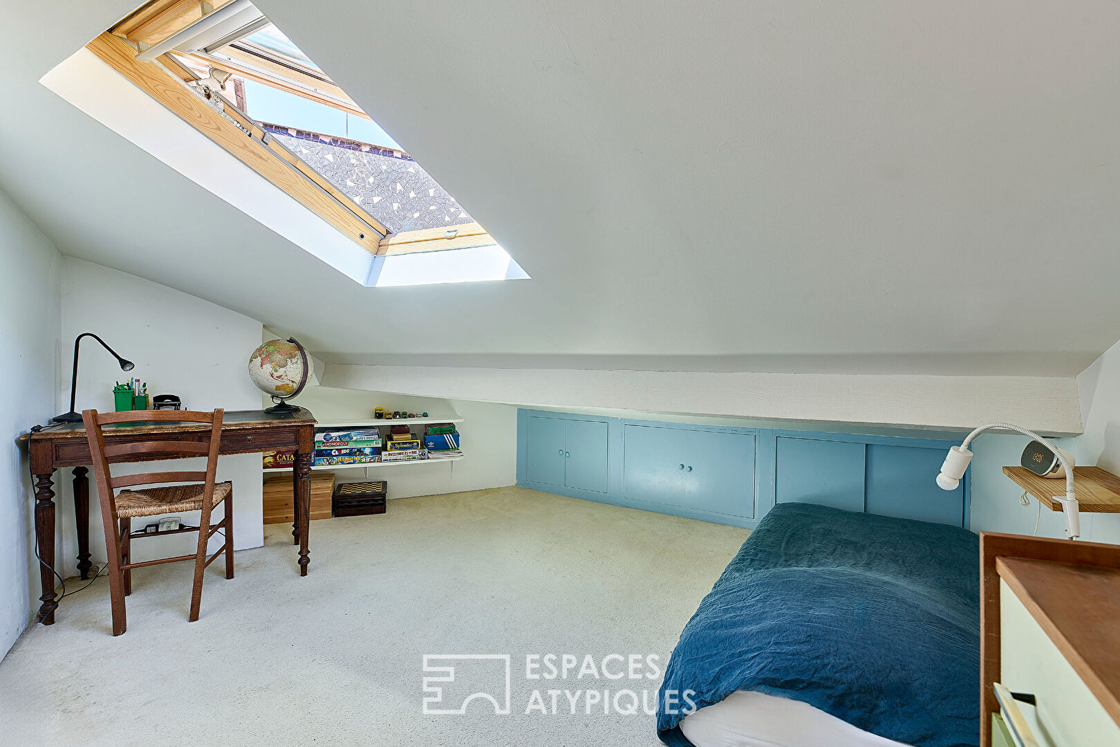 Top floor crossing – Grandes Carrières district