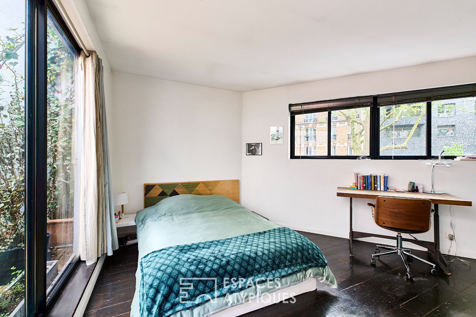 Loft d’architecte avec terrasse, esprit maison – Quartier Grandes Carrières