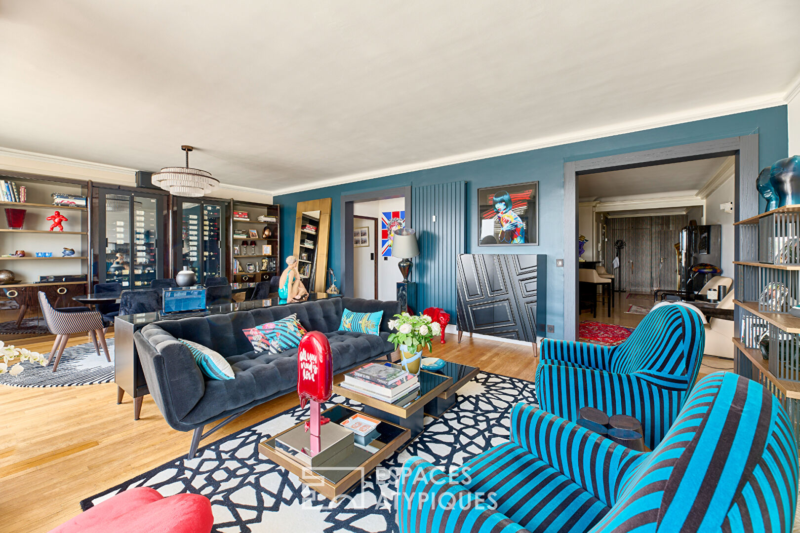 Prestigious penultimate floor with balconies and commanding views – Molitor district