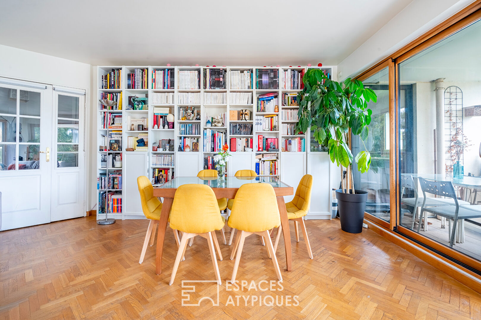 Appartement familial en étage élevé avec terrasse – Jardin Claire-Motte