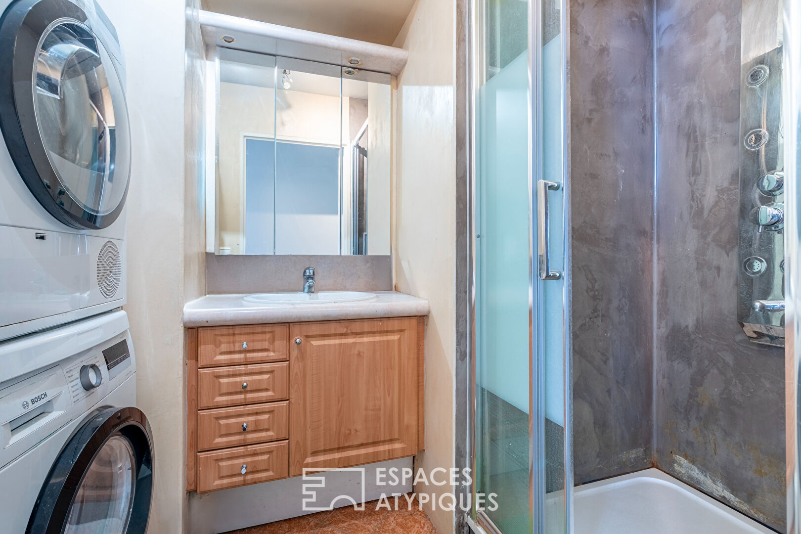 Appartement familial en étage élevé avec terrasse – Jardin Claire-Motte