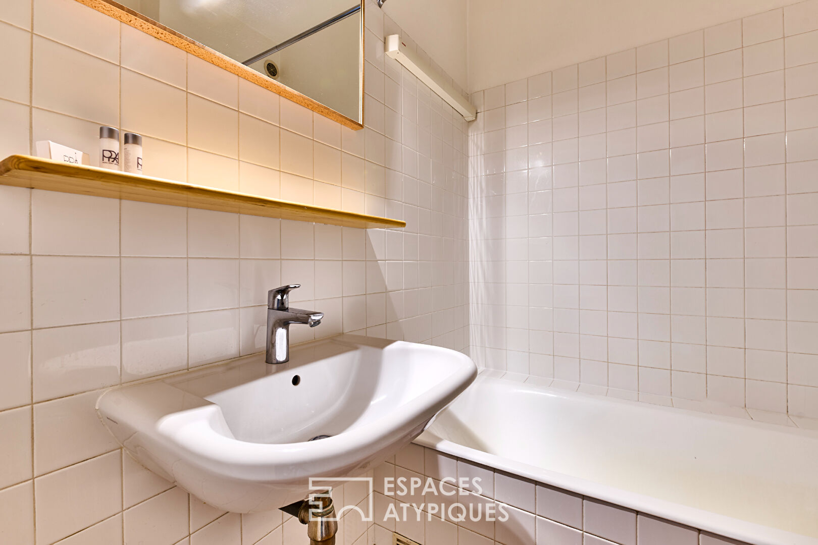 Duplex esprit maison avec studios et terrasse au coeur de Montorgueil