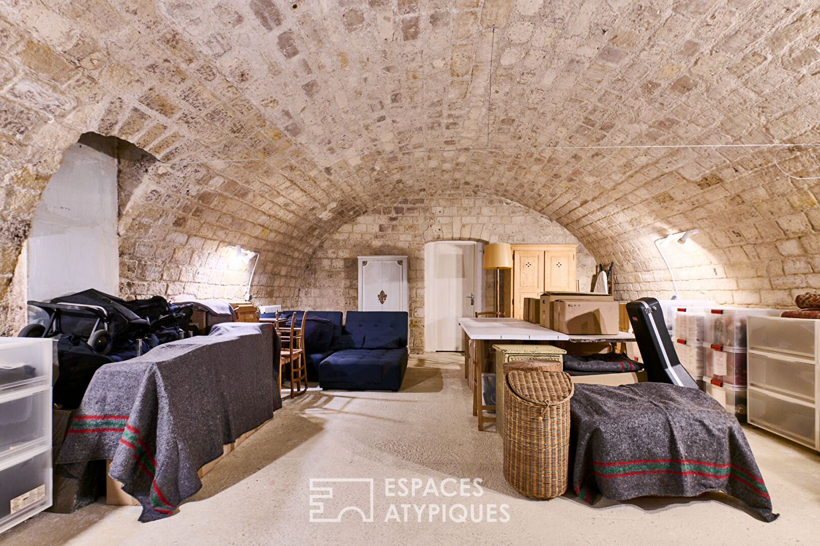 Duplex esprit maison avec studios et terrasse au coeur de Montorgueil