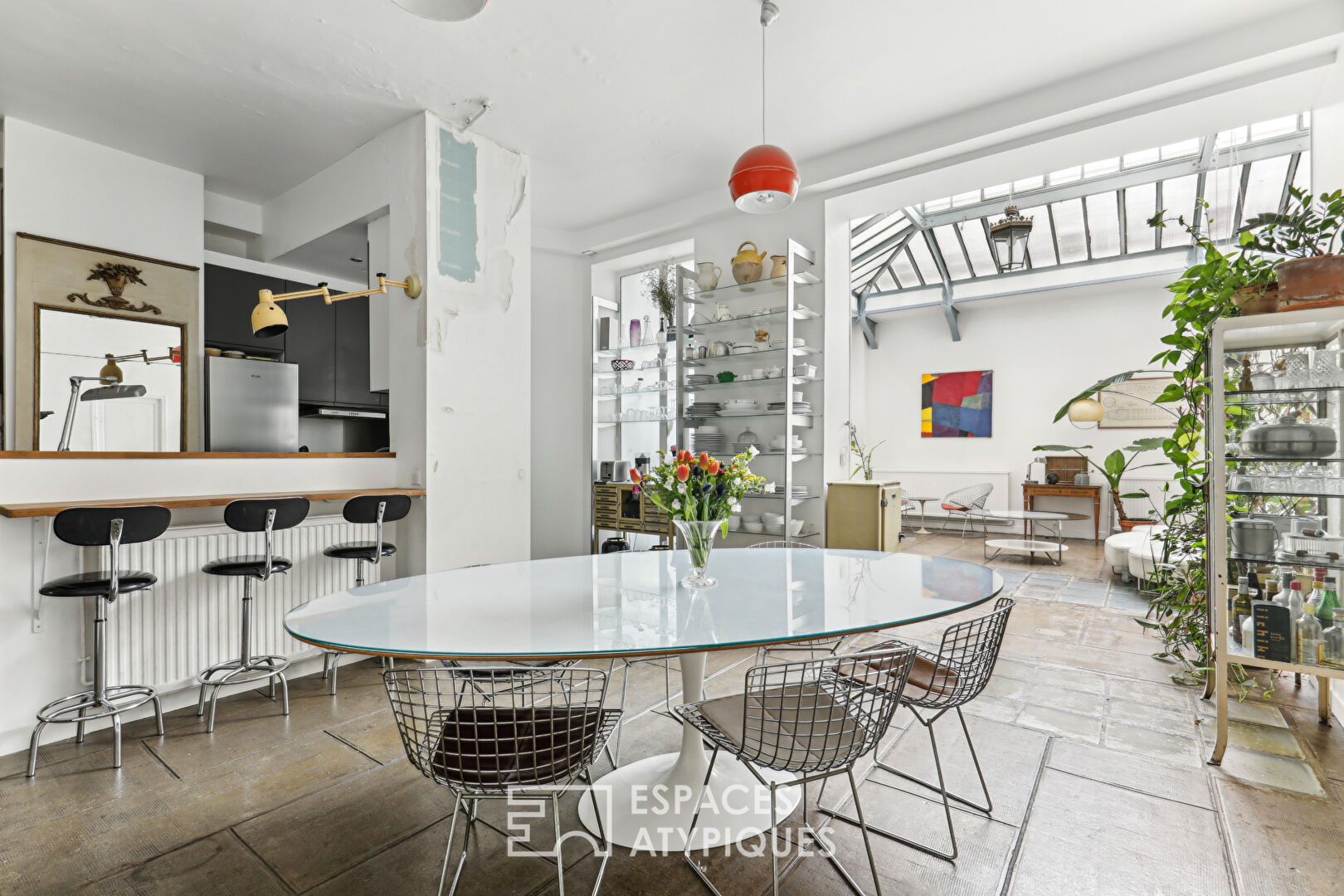 Loft d’habitation et local commercial avec verrière Eiffel proximité square d’Anvers