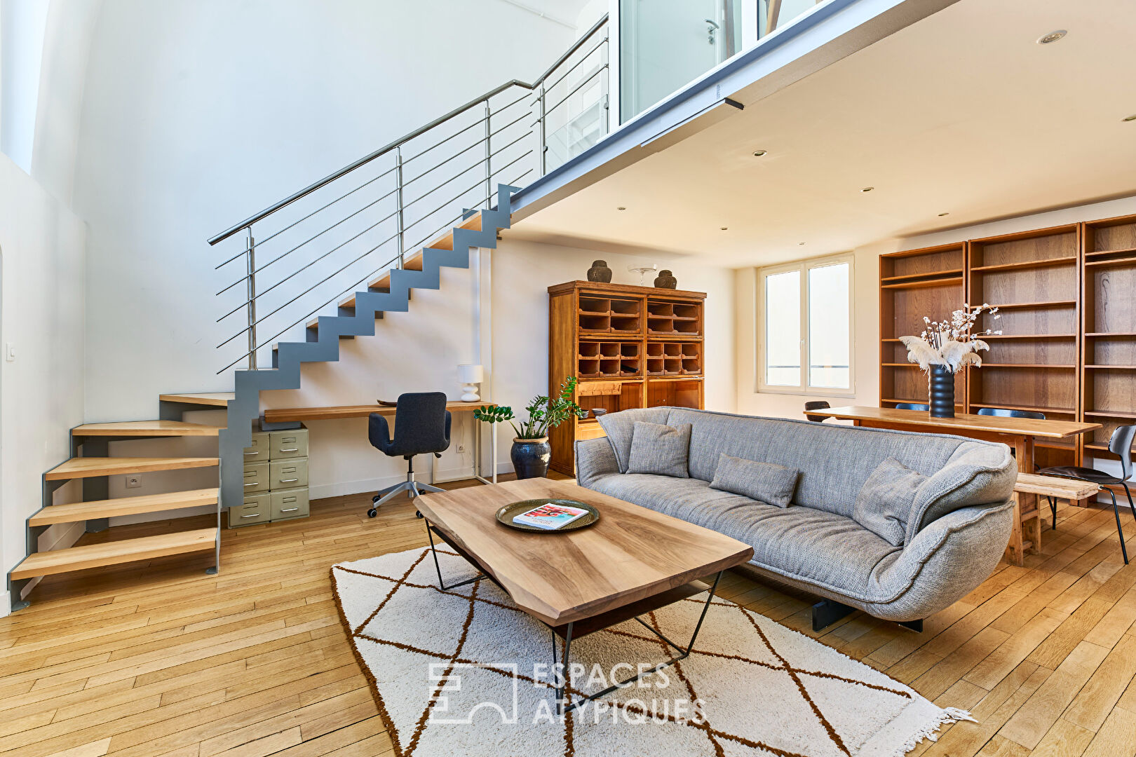 Artist’s loft on the top floor with painting storage room in SoPi