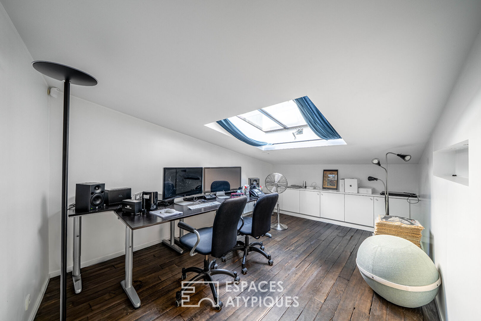 Bureaux / esprit maison avec verrières et extérieur privatif – Muette Sud