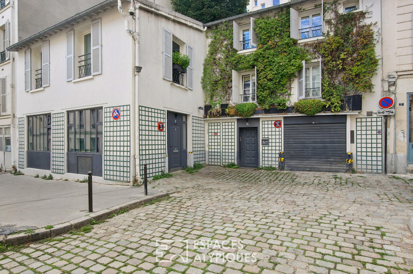 Maison de ville mixte esprit loft au coeur des Abbesses