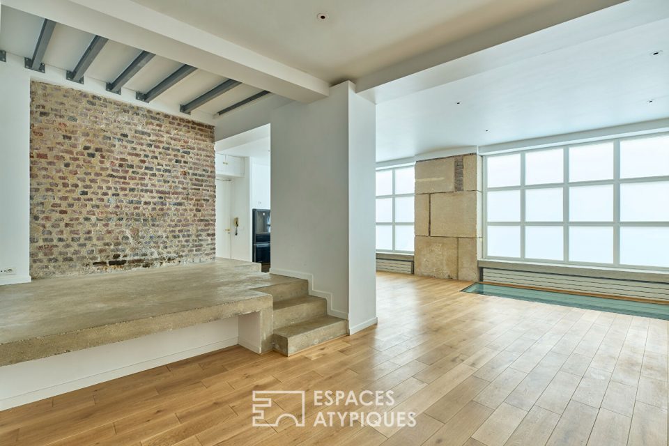 Ancien studio photo transformé en triplex à Marcadet - Poissonniers
