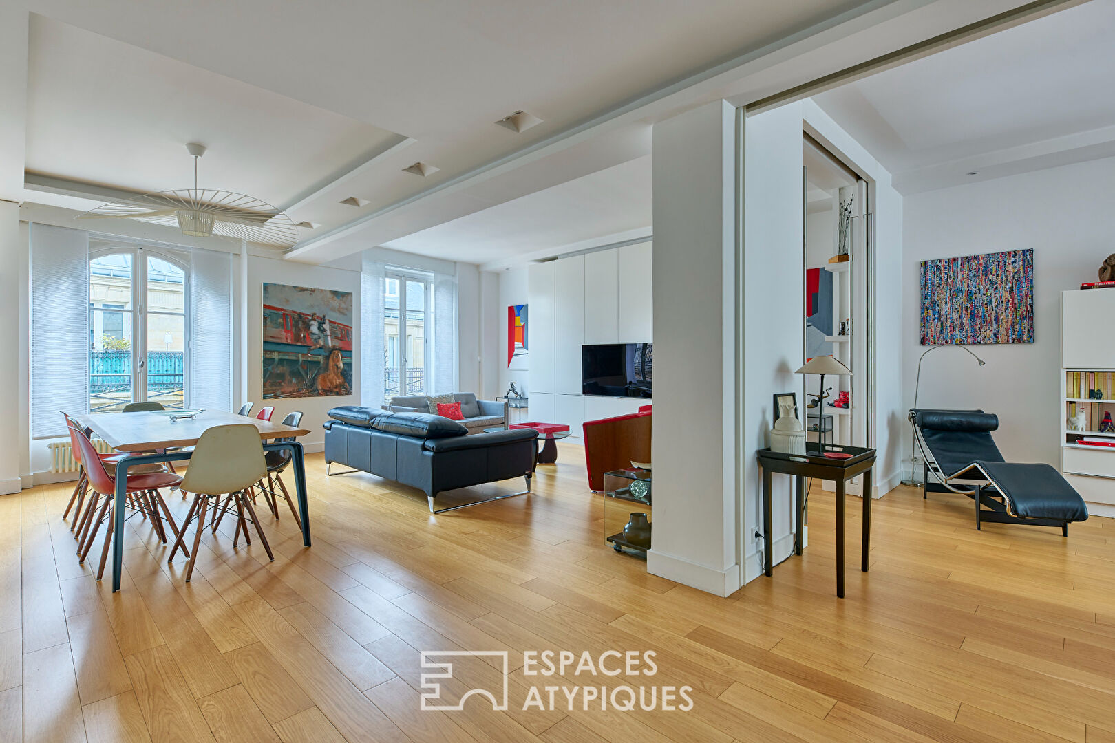 Appartement traversant contemporain proche Place Victor Hugo