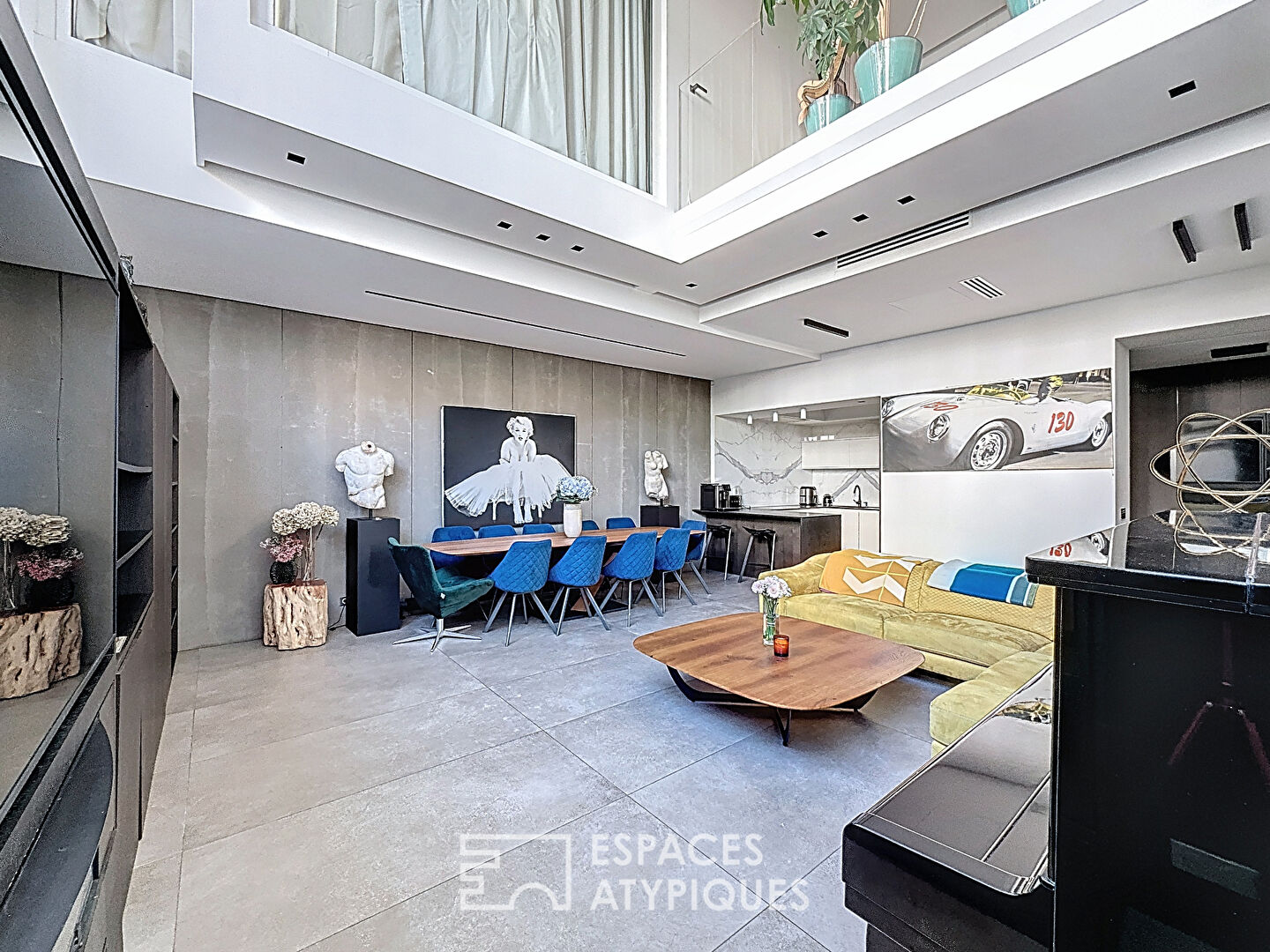 Ancien atelier d’artiste aménagé en loft familial d’exception – Wagram-Pereire