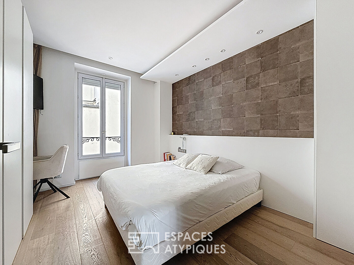 Ancien atelier d’artiste aménagé en loft familial d’exception – Wagram-Pereire