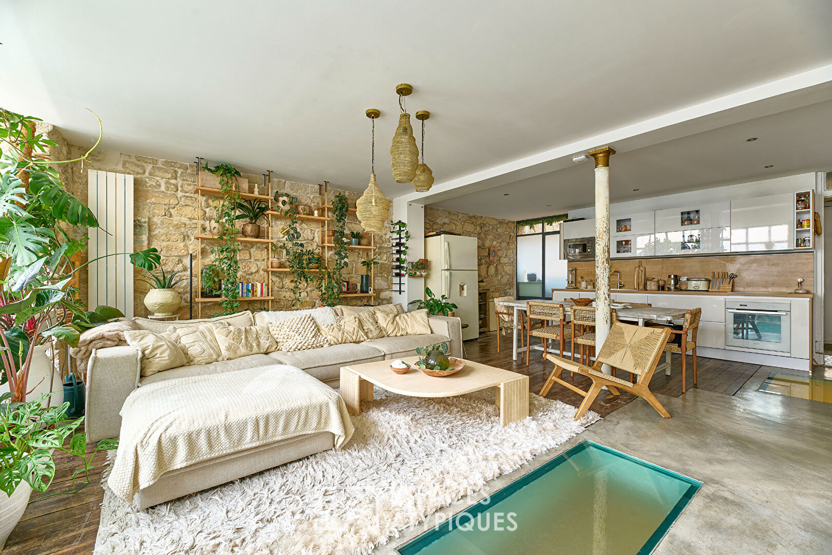 Ancienne boutique repensée en loft – Clignancourt – Jules Joffrin