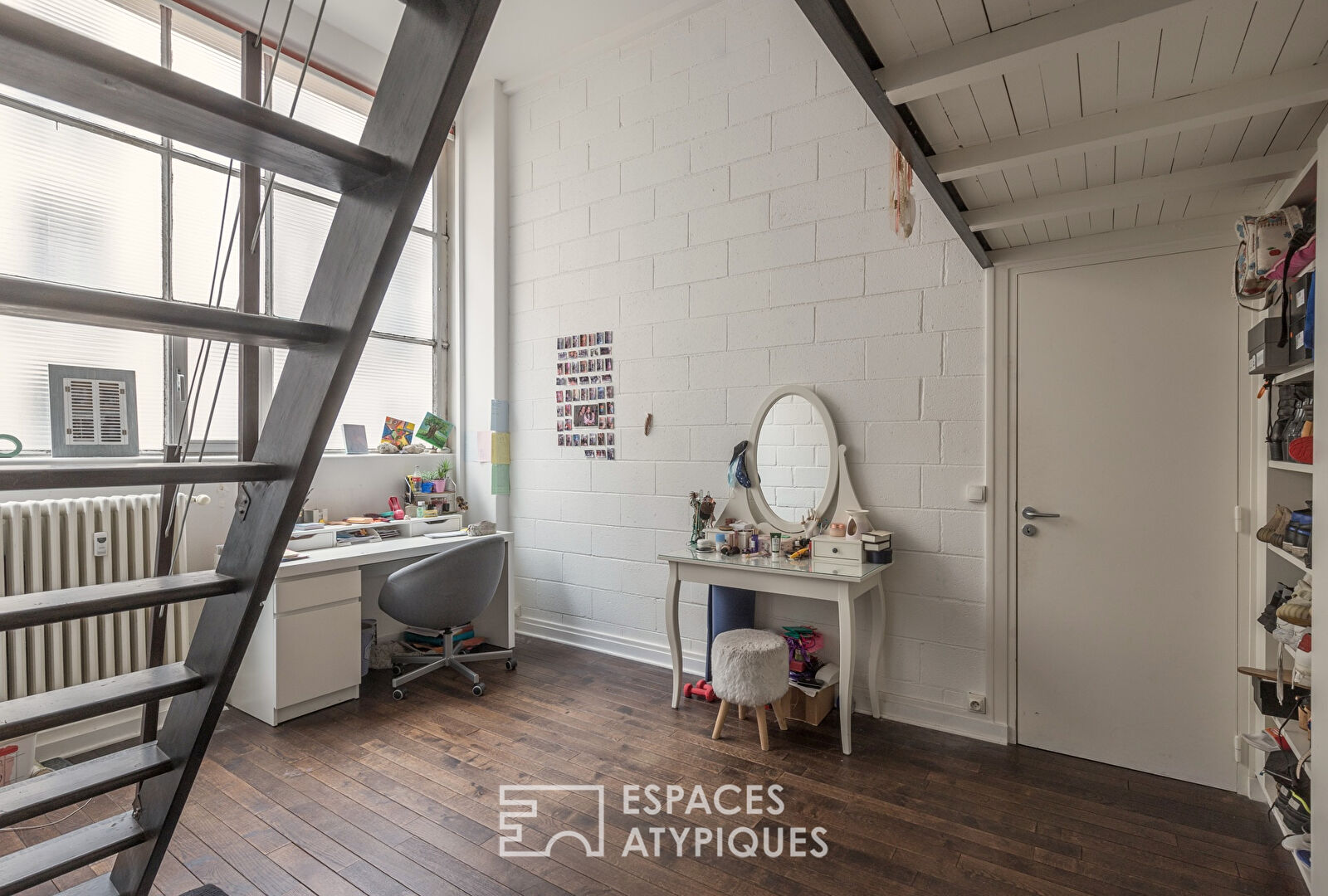 Loft familial dans ancien laboratoire pharmaceutique – Cimetière de Montmartre