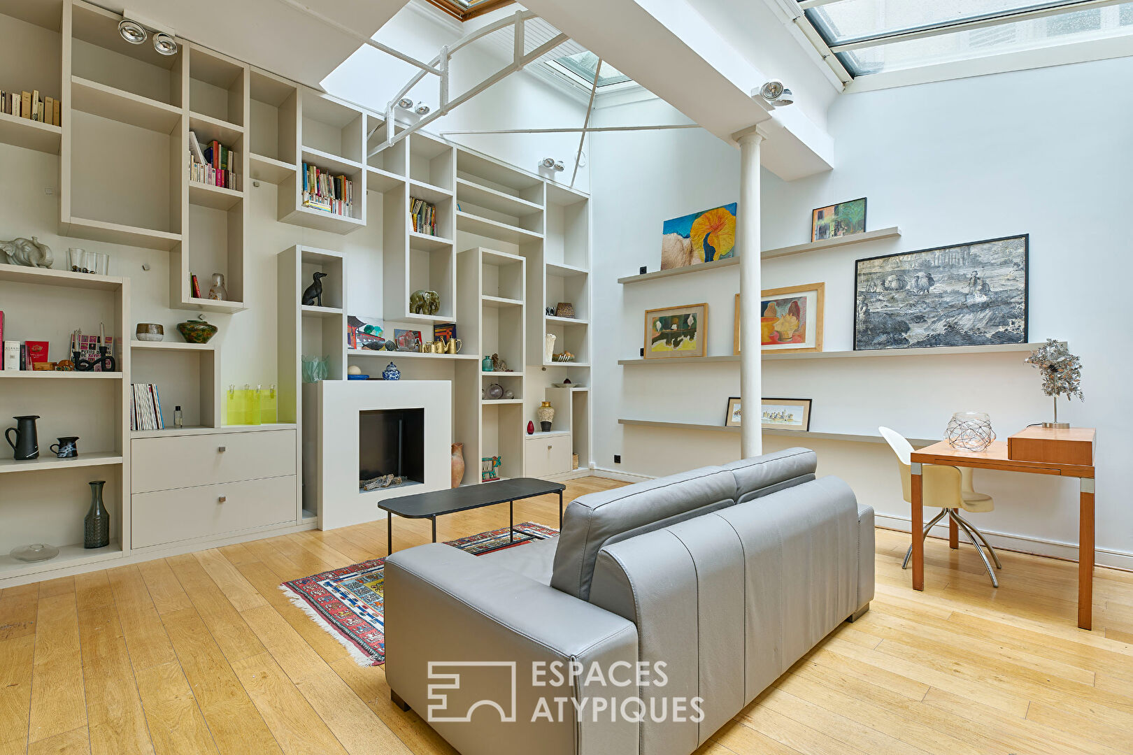 Ancien atelier de confection transformé en loft d’architecte – Marché Cadet