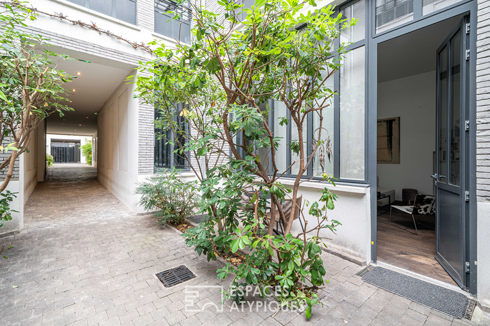 Loft avec extérieur privatif au coeur des Batignolles