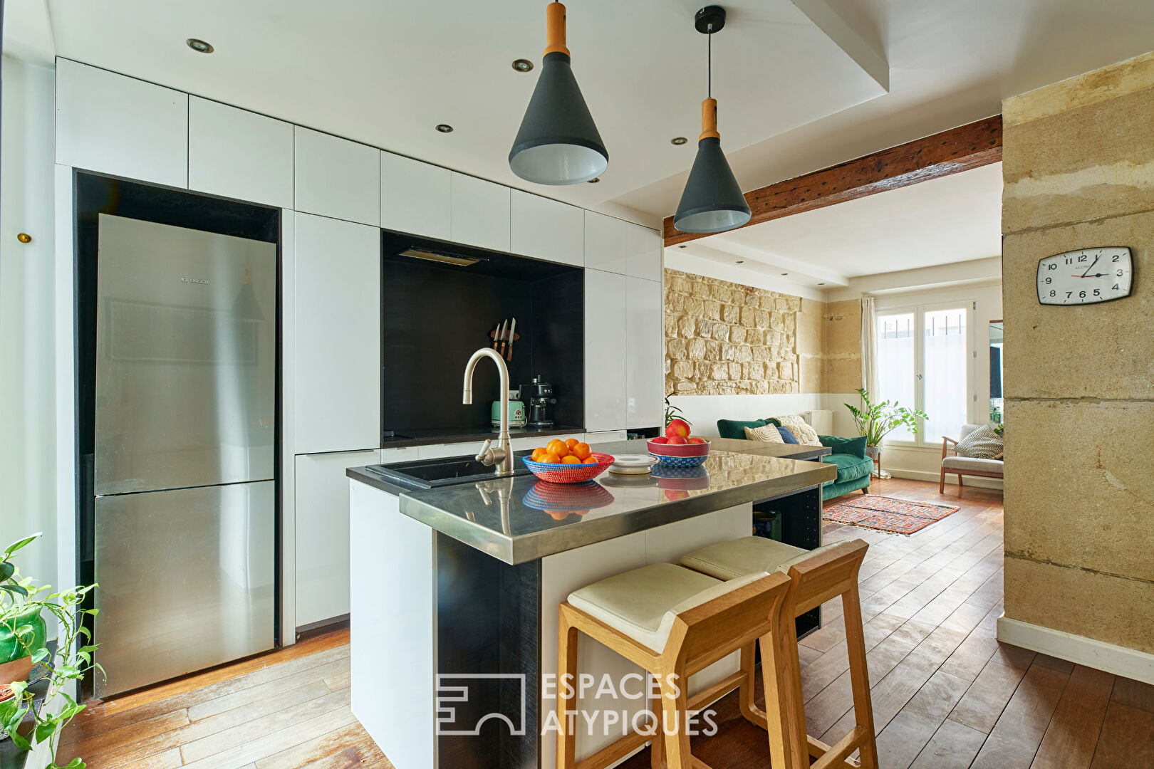 Appartement traversant avec double extérieur proche Village Ramey