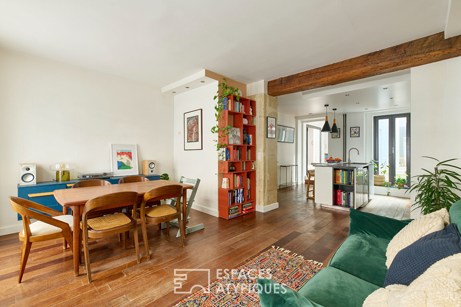 Appartement traversant avec double extérieur proche Village Ramey